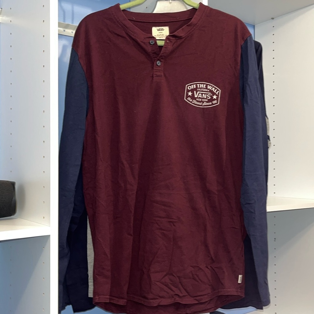 Long sleeve t-shirt